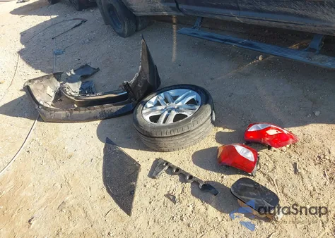 2020 Chevrolet Equinox Awd Premier 2.0L Turbo z USA, uszkodzony, nr VIN 3GNAXYEX5LS678316